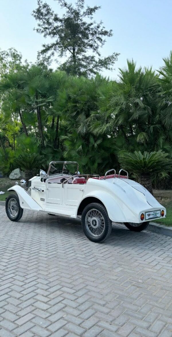 WhatsApp Image 2025-11-01 at 1.04.33 PM Marry vintage car