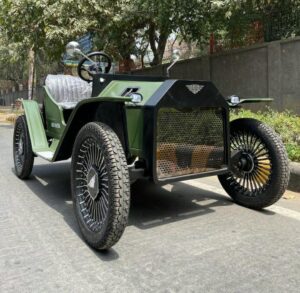 4 seater vintage top V1